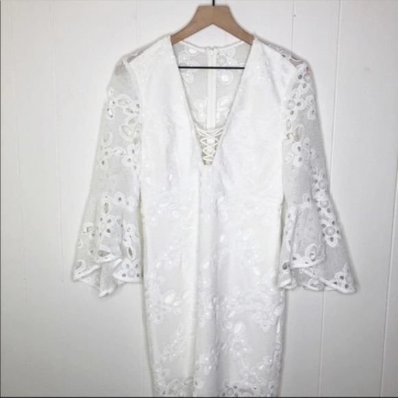 Bardot White Lace Bell Sleeve Boho Dress - Picture 3 of 8